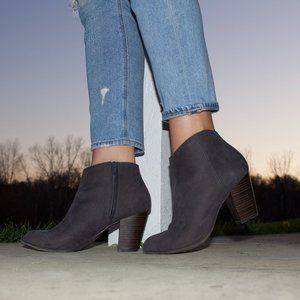 Old Navy Women's Booties
